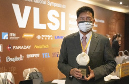 PA真人
董事长彭双浪荣获潘文渊文教基金会 ERSO Award