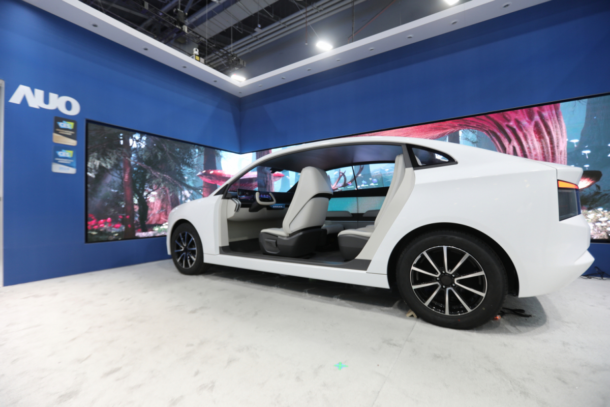 PA真人
发表全新Smart Cockpit 2024，大秀显示应用成果、及释放Micro LED终极显示技术量能的全新智慧座舱，以营造突破性、沉浸式的视觉体验，重新定义智慧座舱，满足驾乘人员的全方位感受。